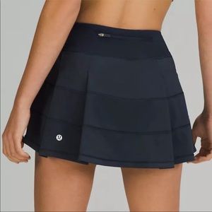 Lululemon. Pace Rival Mid-Rise Skirt